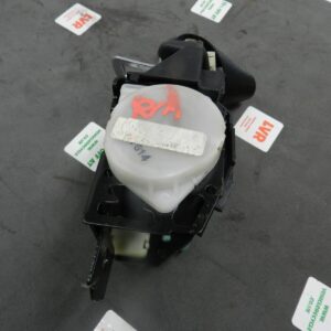 (133) 2005 TOYOTA AVENSIS. MIDDLE SIDE REAR SEAT BELT
