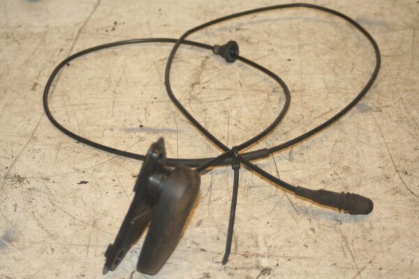 2011 FORD S MAX TITANIUM ECOBOOST. BONNET RELEASE HANDLE AND CABLE