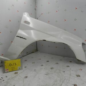 2006 MITSUBISHI SHOGUN PININ. DRIVER SIDE WING IN WHITE SLIGHT DAMAGE