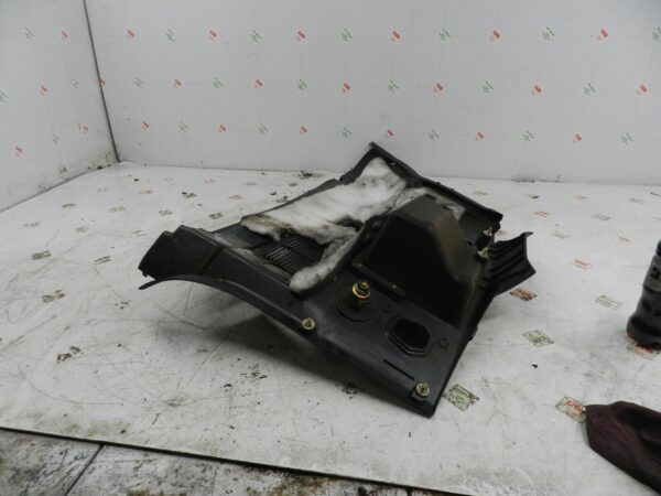 2006 MITSUBISHI SHOGUN PININ. PASSENGER SIDE REAR BOOT SIDE LINER PANEL - Image 3
