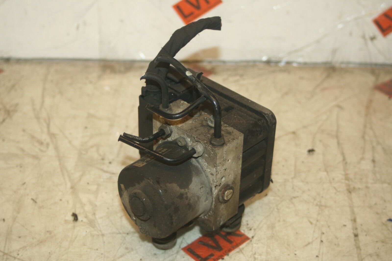 2005 VOLKSWAGEN GOLF MK5. ABS PUMP + ECU 1K0907379Q