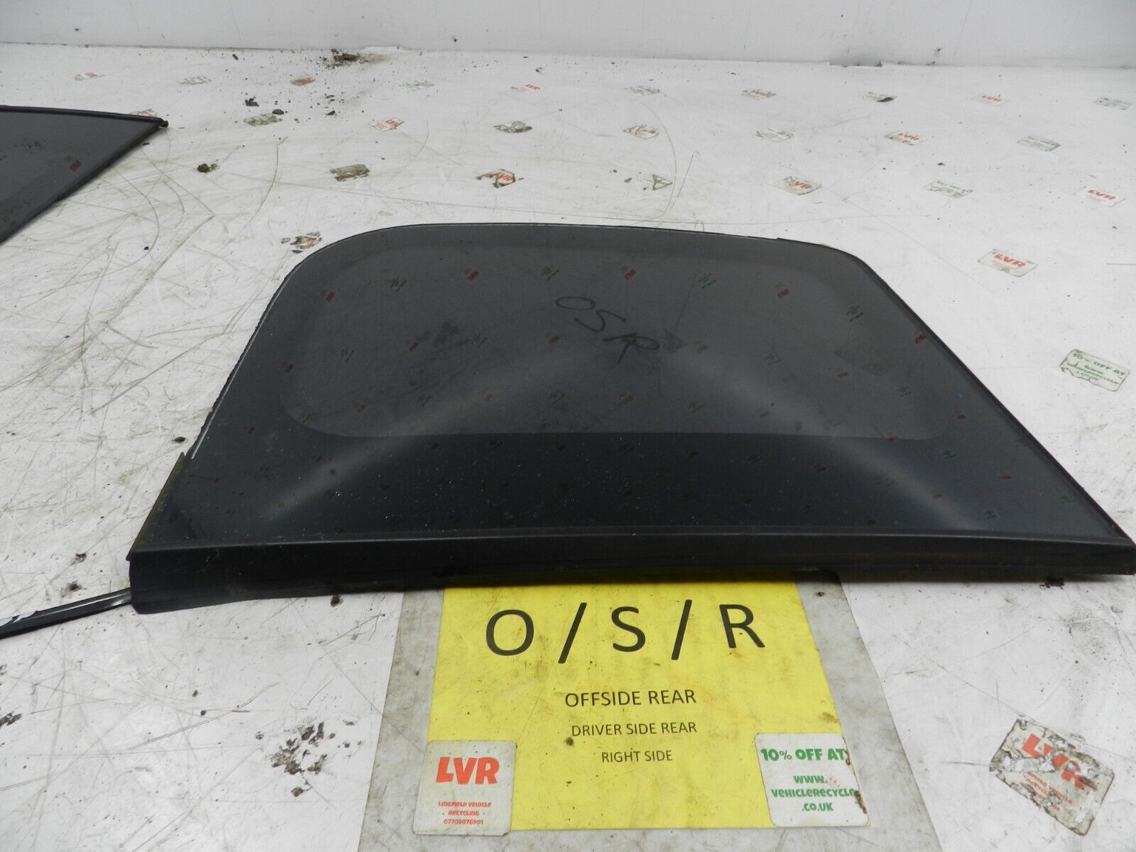 2006 MITSUBISHI SHOGUN PININ. DRIVER SIDE REAR QUARTER WINDOW GLASS