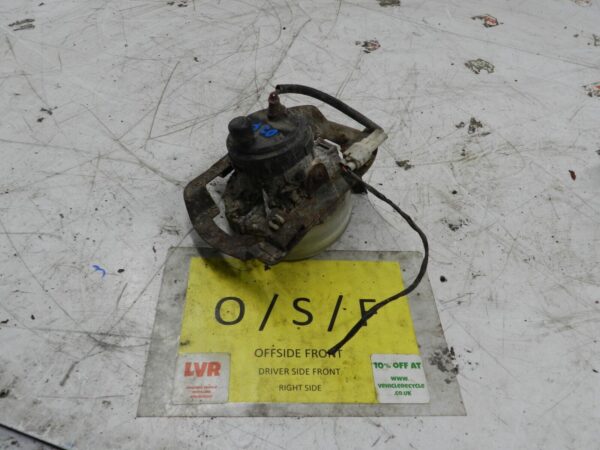 2006 MITSUBISHI SHOGUN PININ DRIVER SIDE FRONT FOG LIGHT NEEDS REPAIR - Image 3