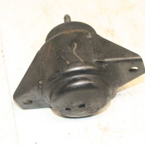 2001 LAND ROVER DISCOVERY 2 TD5. ENGINE MOUNT