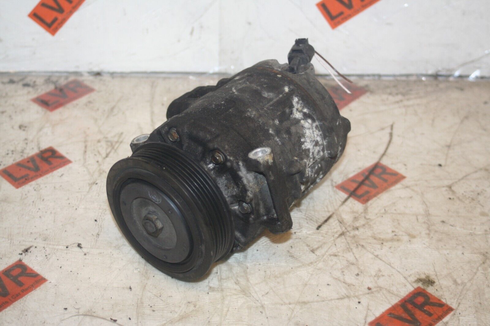 2005 VOLKSWAGEN GOLF MK5. AC AIR CON CONDITIONING PUMP COMPRESSOR