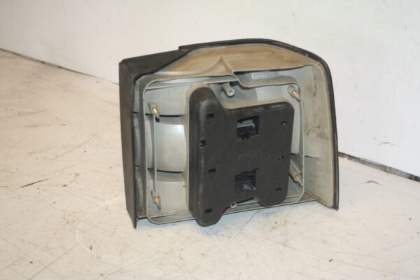 1990 FORD GRANADA MK3. PASSENGER SIDE REAR LIGHT UNIT CLUSTER - Image 4