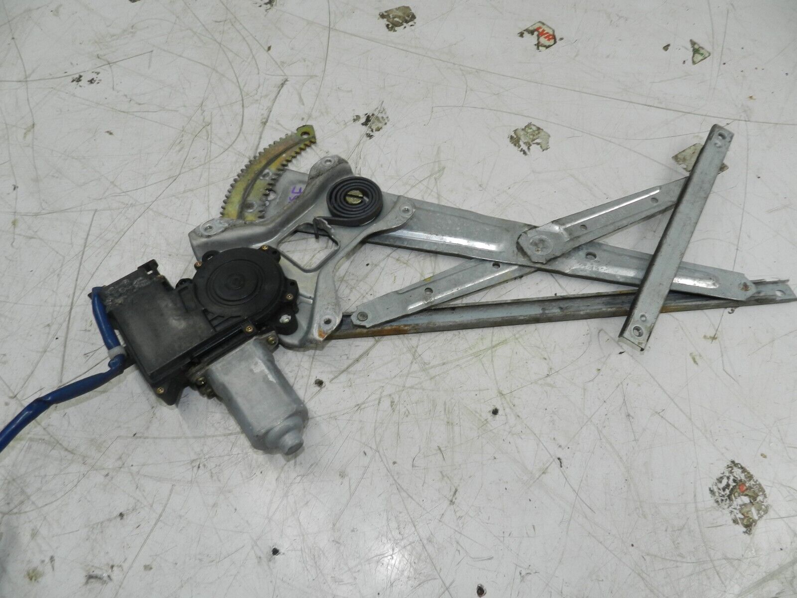 2006 MITSUBISHI SHOGUN PININ PASSENGER SIDE FRONT WINDOW REGULATOR AND MOTOR - Image 5