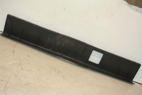 1990 FORD GRANADA MK3. BOOT SCRUFF PLATE TRIM 90GB-F40374-AB