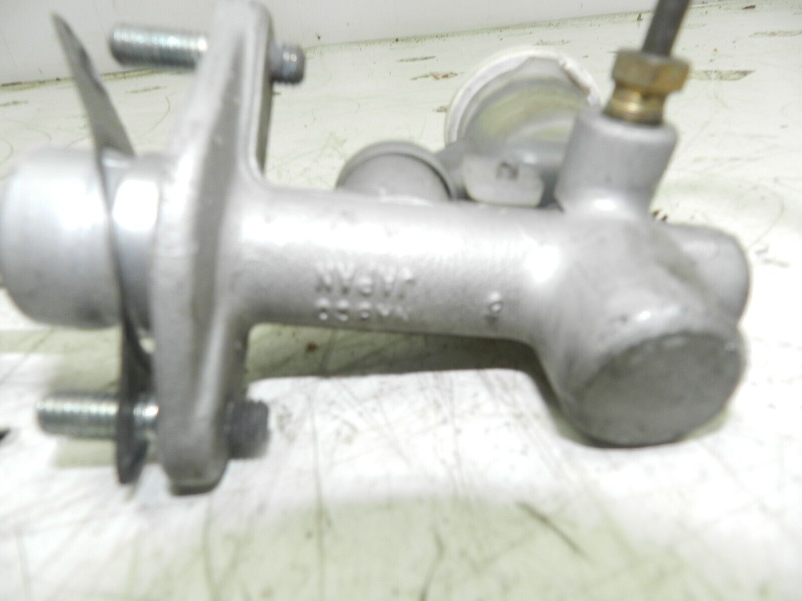 2006 MITSUBISHI SHOGUN PININ CLUTCH MASTER CYLINDER - Image 2