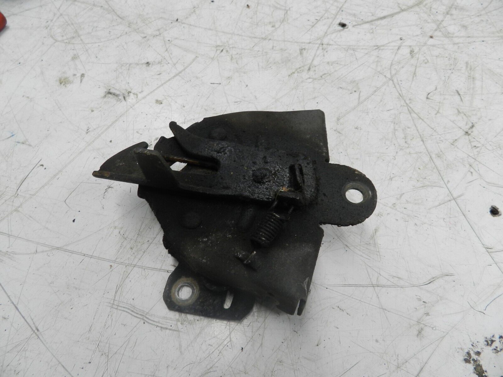 2006 MITSUBISHI SHOGUN PININ BONNET LATCH CATCH LOCK