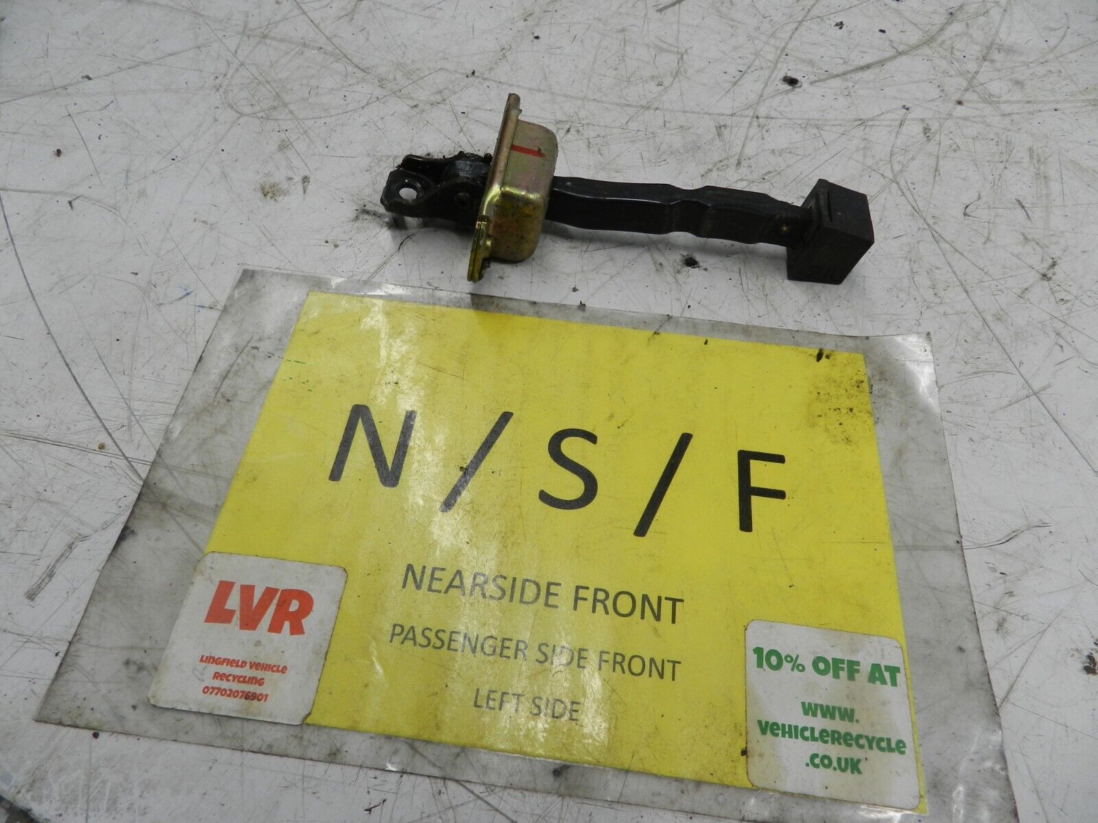 2006 MITSUBISHI SHOGUN PININ PASSENGER SIDE FRONT DOOR STAY CHECK STRAP