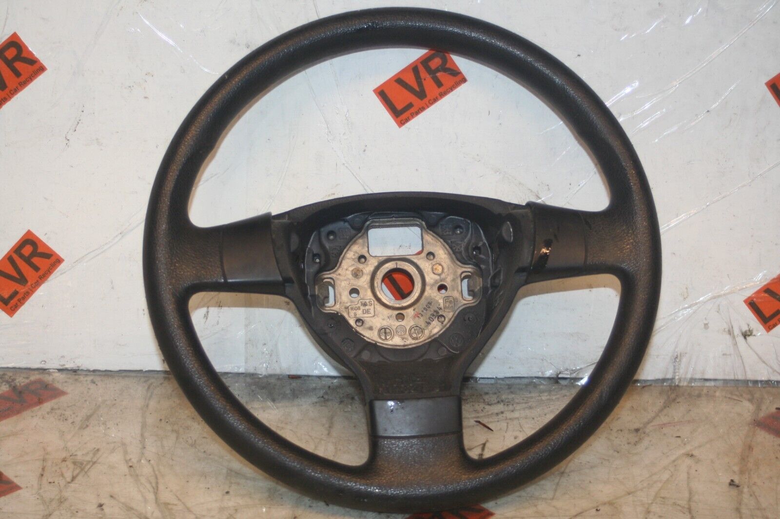 2005 VOLKSWAGEN GOLF MK5. STEERING WHEEL