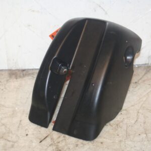 2005 VOLKSWAGEN GOLF MK5. STEERING LOWER COWLING