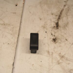 2001 LAND ROVER DISCOVERY 2 TD5. SWITCH BLANKING PLATE