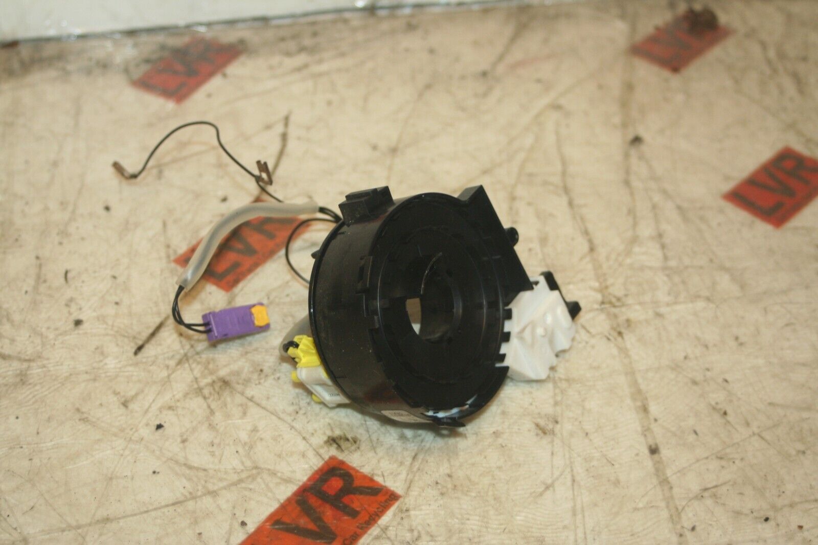 2005 VOLKSWAGEN GOLF MK5. SQUIB CLOCK RING AIR BAG