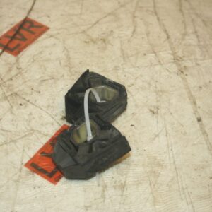 2005 VOLKSWAGEN GOLF MK5. RADIATOR MOUNTING RUBBERS