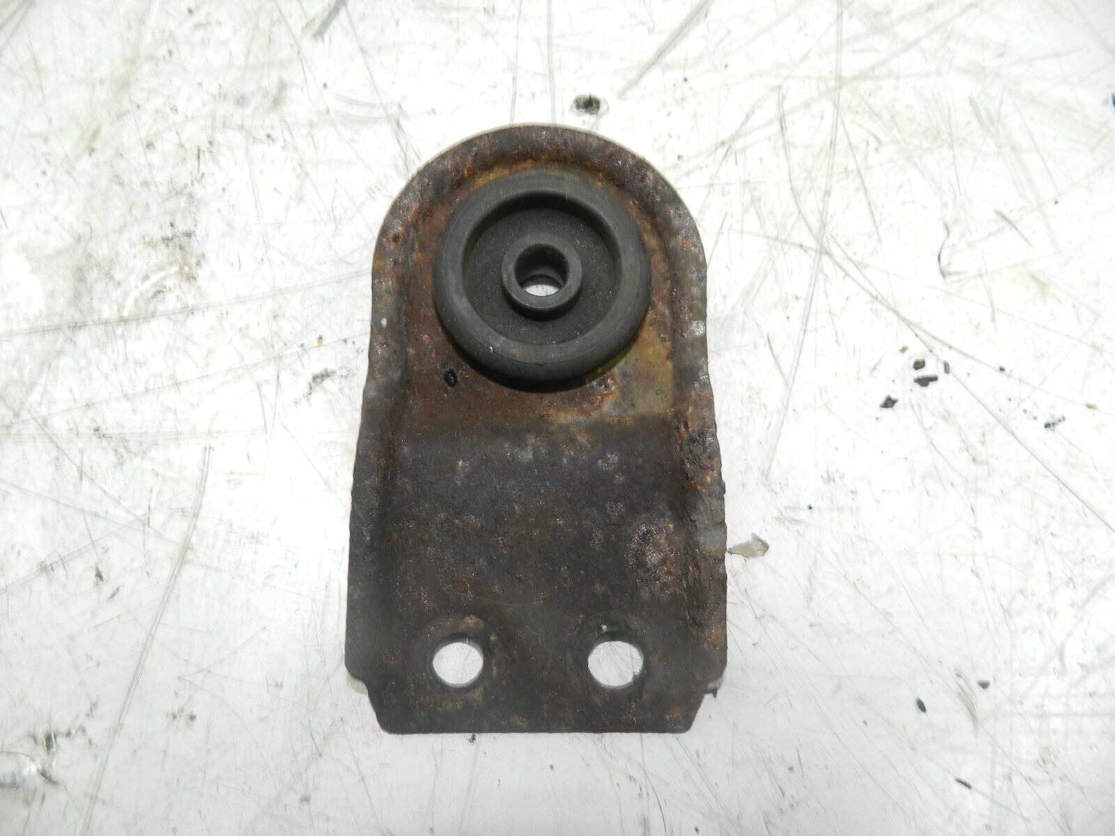 2006 MITSUBISHI SHOGUN PININ RADIATOR MOUNT