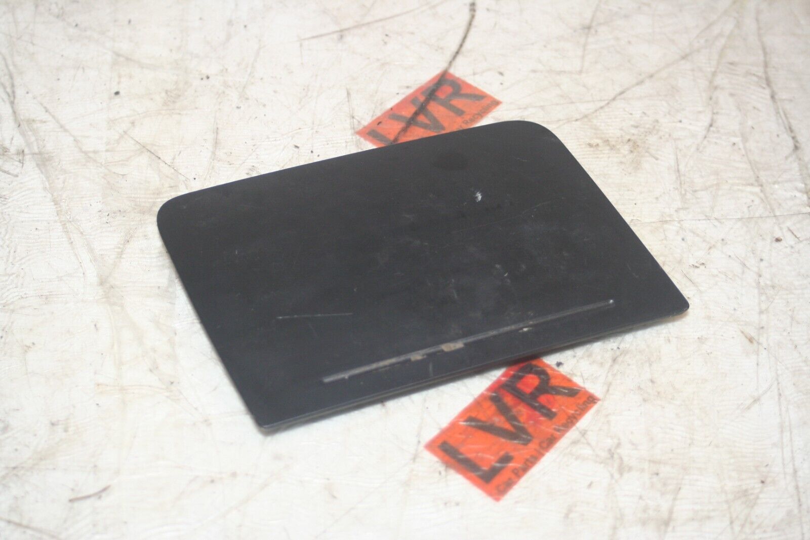 2005 VOLKSWAGEN GOLF MK5. COVER LID TRIM 1K6867461 BOOT PANEL STORAGE