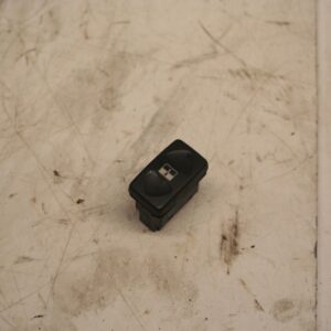 2001 LAND ROVER DISCOVERY 2 TD5. SUN ROOF SWITCH BUTTON