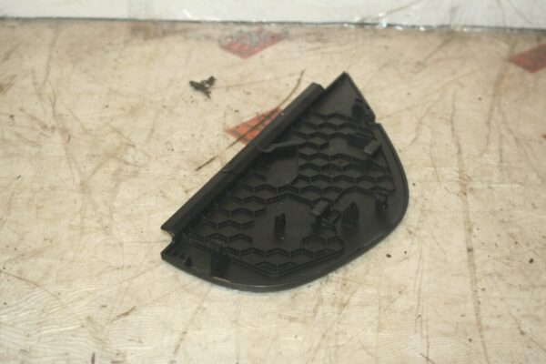 2005 VOLKSWAGEN GOLF MK5. DASHBOARD END TRIM PANEL - Image 2