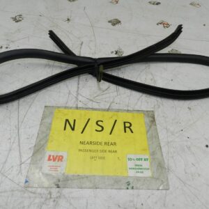 2006 MITSUBISHI SHOGUN PININ PASSENGER SIDE REAR DOOR RUBBER SEAL