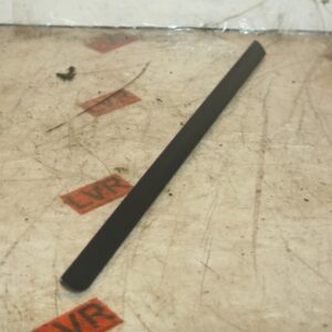 2005 VOLKSWAGEN GOLF MK5. DASHBOARD TRIM