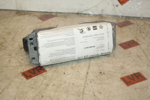 2005 VOLKSWAGEN GOLF MK5. PASSENGER DASHBOARD AIRBAG