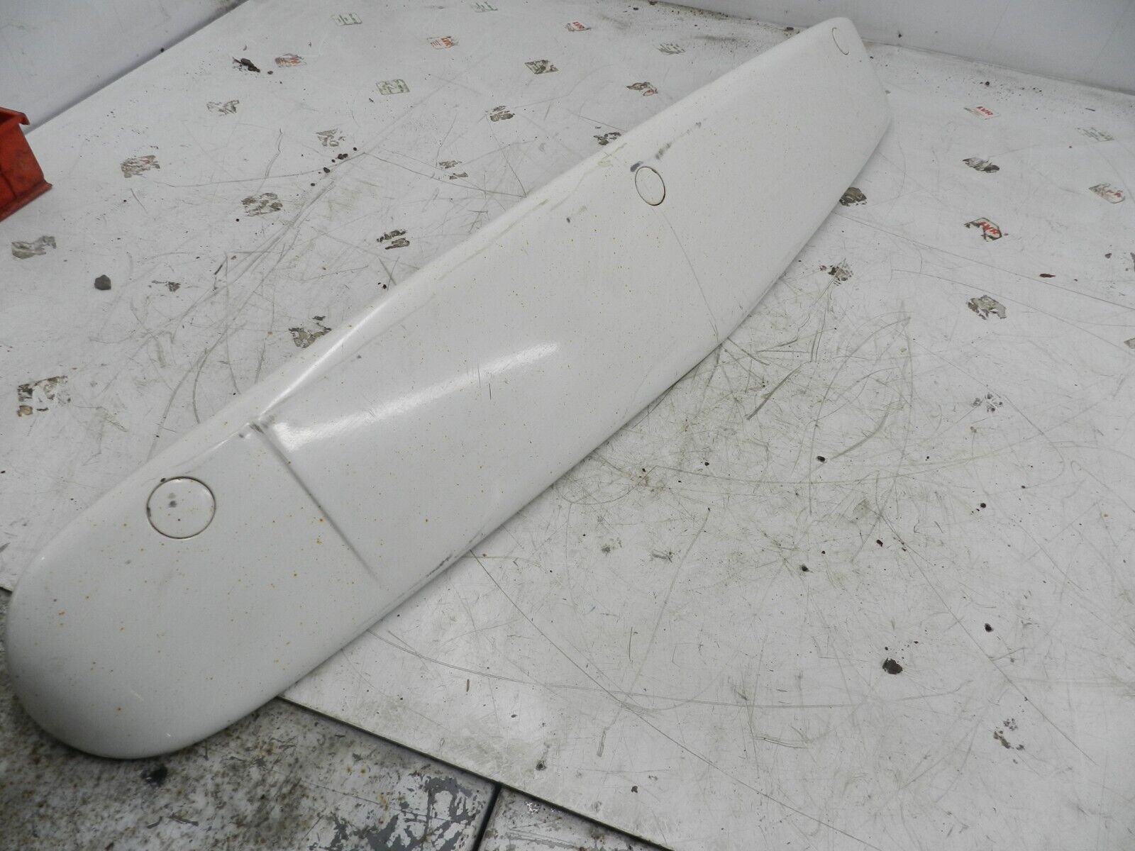 2006 MITSUBISHI SHOGUN PININ REAR SPOILER IN WHITE