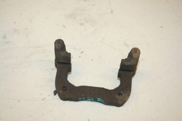 2010 CITROEN DS3. PASSENGER SIDE REAR BRAKE CALIPER CARRIER - Image 2