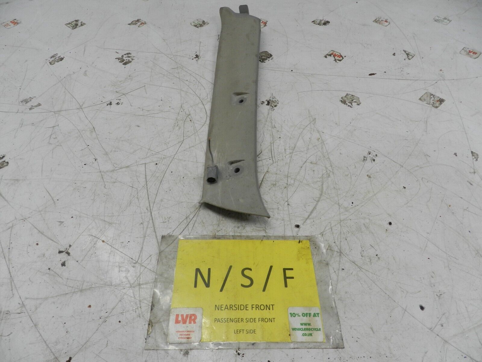 2006 MITSUBISHI SHOGUN PININ PASSENGER SIDE A PILLAR TRIM