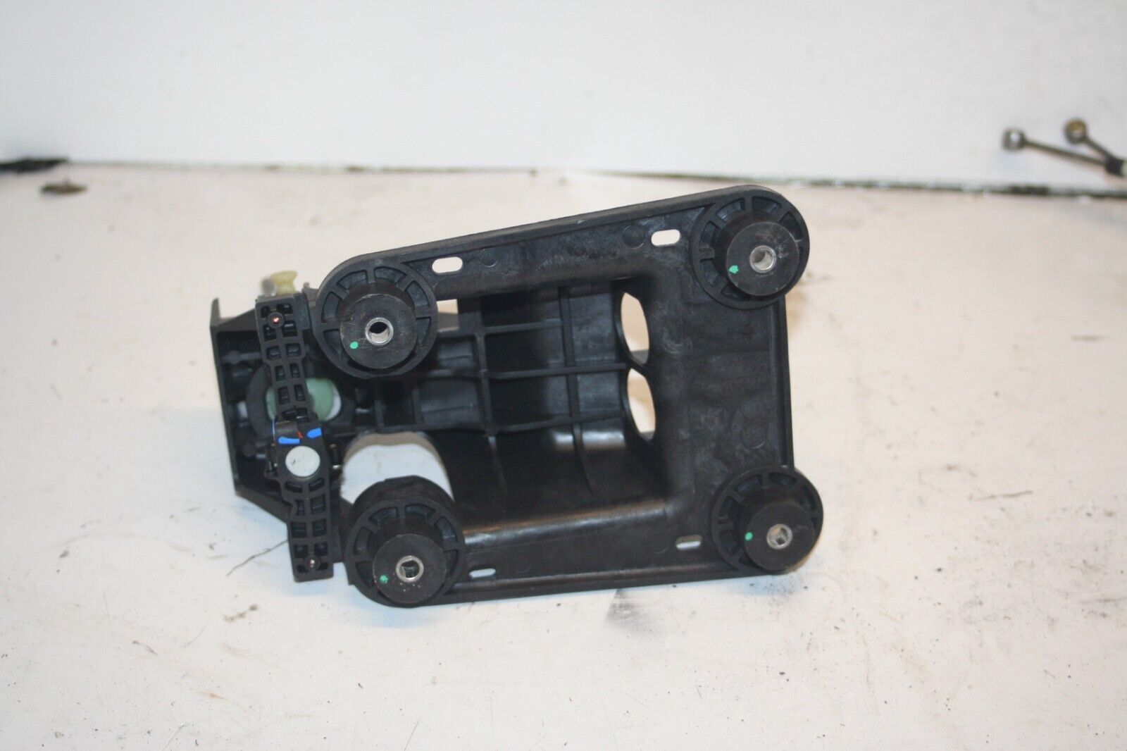 2010 CITROEN DS3. GEAR SELECTOR LEVER - Image 4