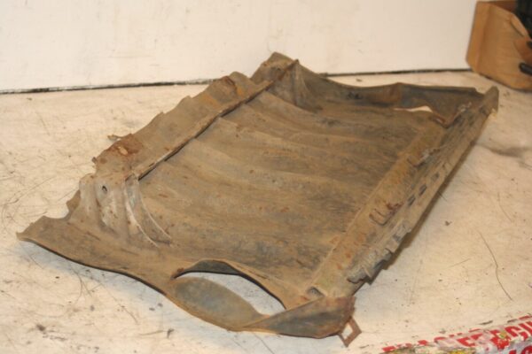 1994 MITSUBISHI PAJERO SHOGUN. METAL UNDER TRAY PLATE COVER - Image 5