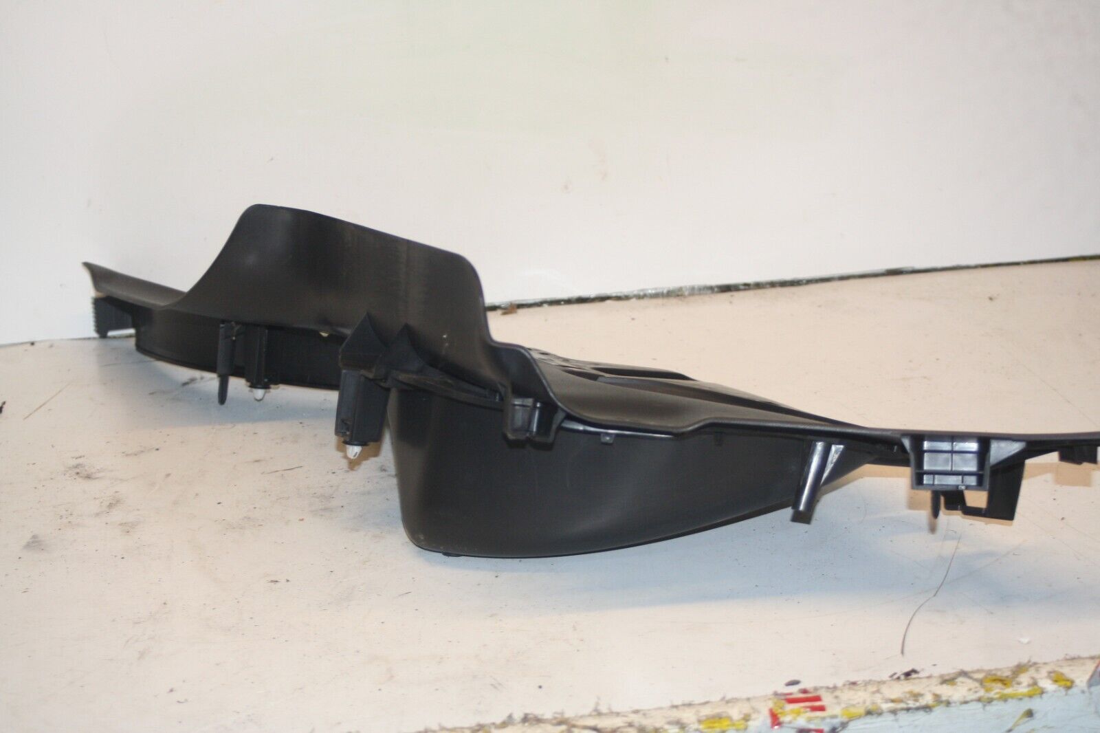2010 CITROEN DS3. REAR DOOR SIDE PANEL DRIVER SIDE BOOT PANEL TRIM - Image 3