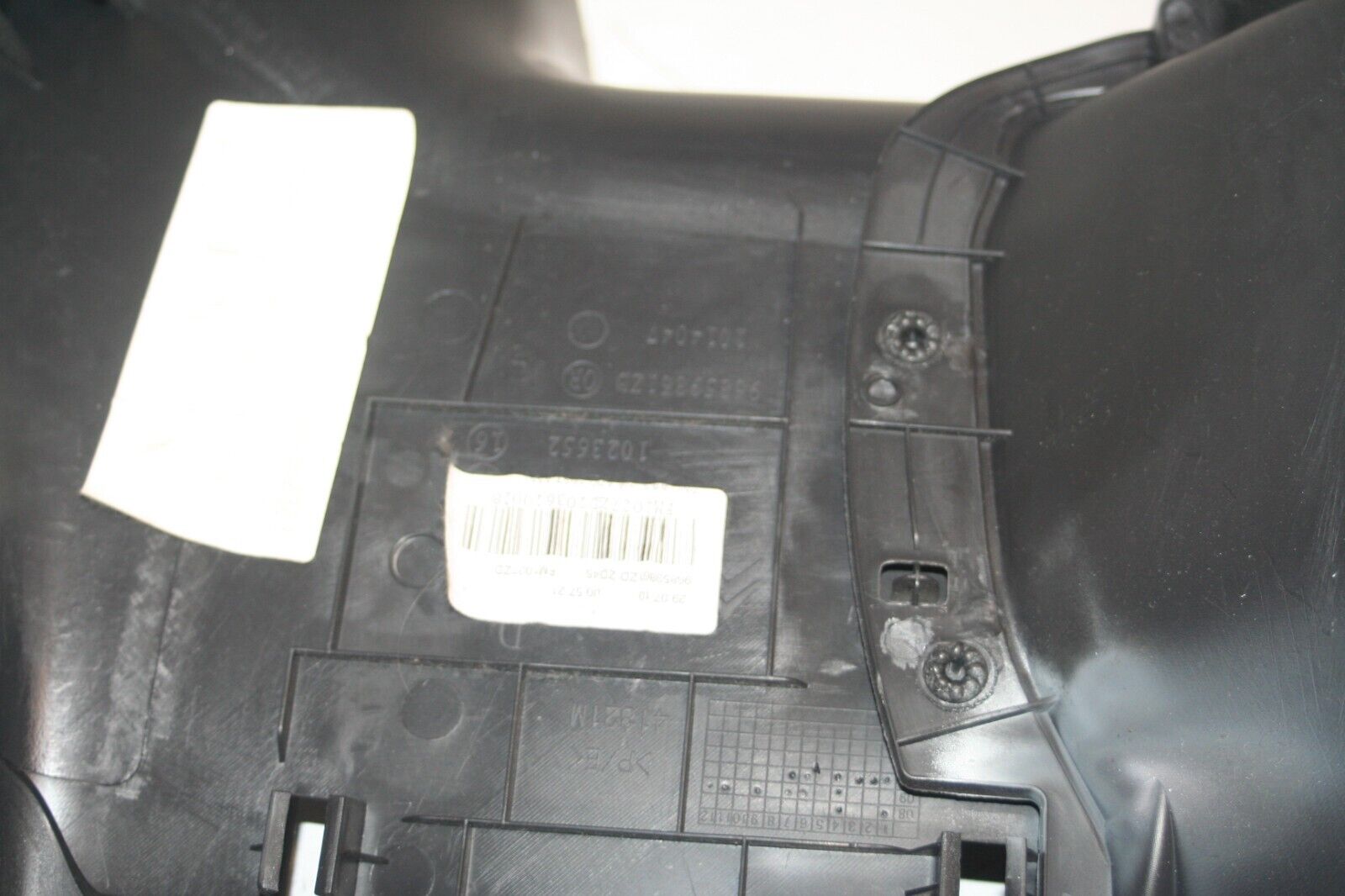 2010 CITROEN DS3. REAR DOOR SIDE PANEL DRIVER SIDE BOOT PANEL TRIM - Image 6