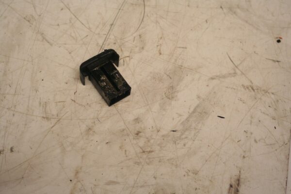 2001 LAND ROVER DISCOVERY 2 TD5. SWITCH BLANKING PLATE - Image 2
