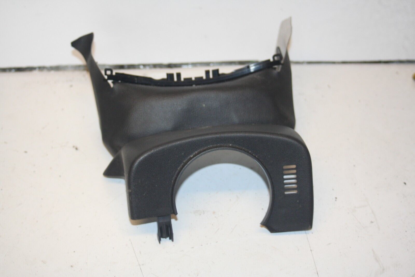 2010 CITROEN DS3. STEERING COWLING UPPER