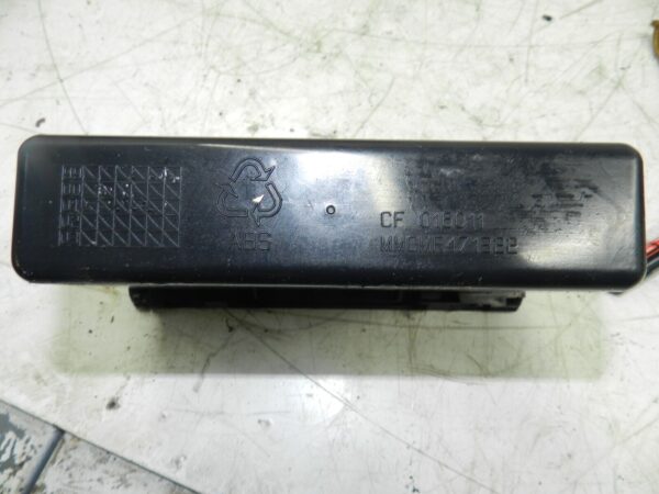 2006 MITSUBISHI SHOGUN PININ STORAGE POCKET CUBBY HOLE - Image 4
