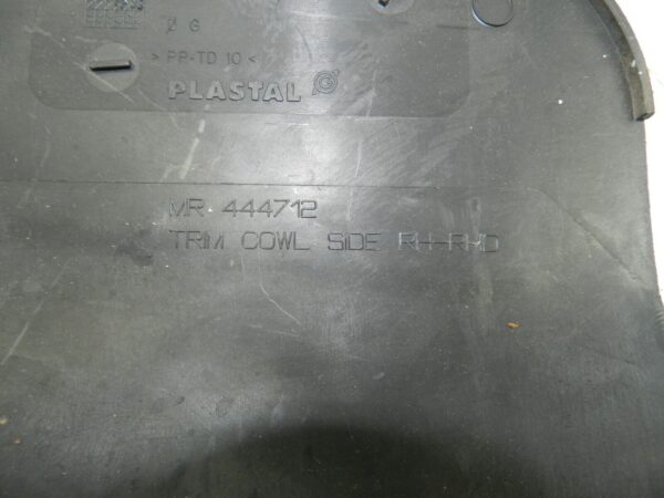2006 MITSUBISHI SHOGUN PININ SILL TRIM LOWER A PILLAR DRIVER SIDE - Image 2