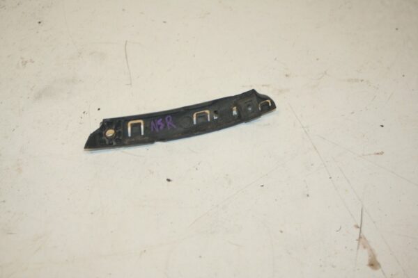 2010 CITROEN DS3. PASSENGER SIDE REAR BUMPER BRACKET
