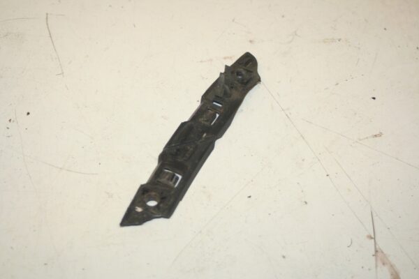 2010 CITROEN DS3. PASSENGER SIDE REAR BUMPER BRACKET - Image 3