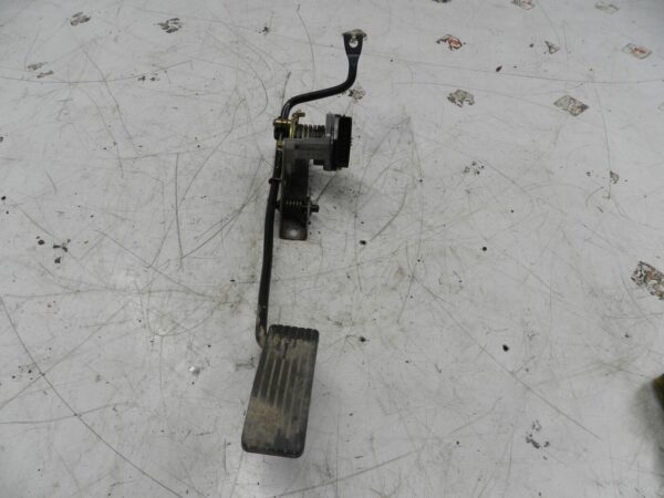 2006 MITSUBISHI SHOGUN PININ ACCELERATOR THROTTLE PEDAL