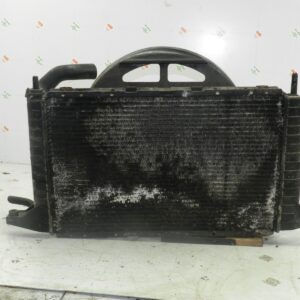 1993 FORD GRANADA DORCHESTER. 2.9 COOLANT COOLING RADIATOR AND FAN SURROUND