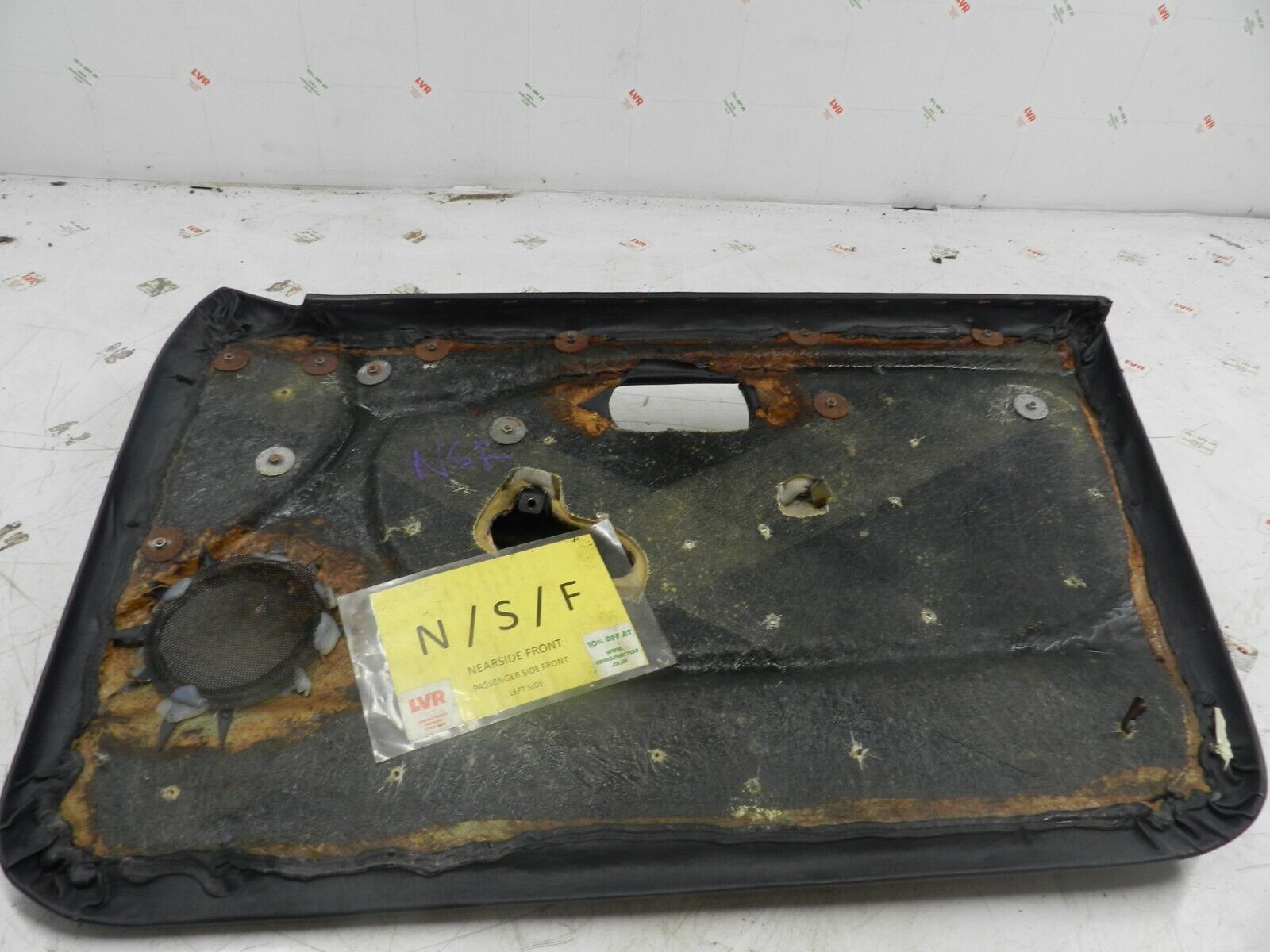 1993 FORD GRANADA DORCHESTER. PASSENGER SIDE FRONT DOOR CARD - Image 3
