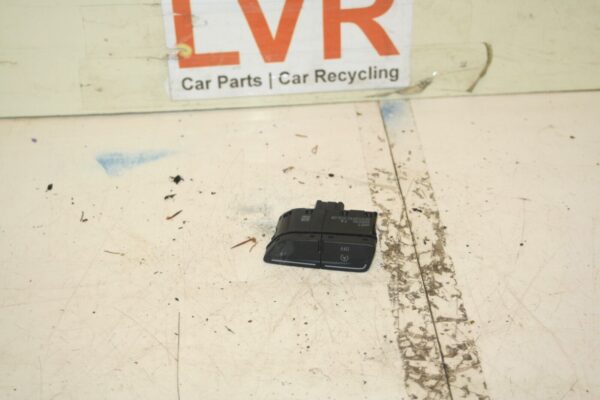 (6B) 2013 FORD FOCUS 1.0 ECOBOOST. TRACTION CONTROL BUTTON