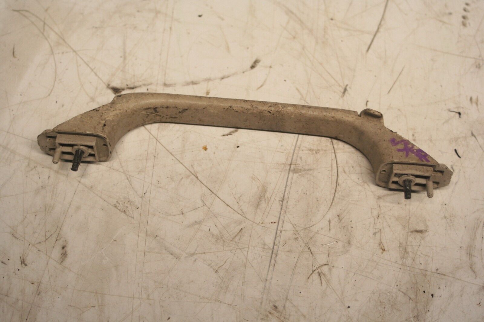 2001 LAND ROVER DISCOVERY 2 TD5. GRAB HANDLE