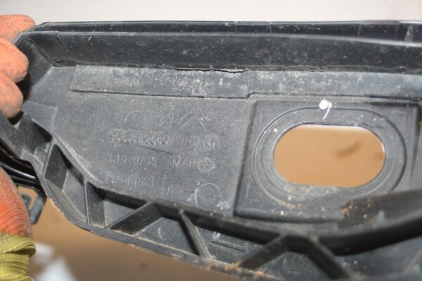 2010 CITROEN DS3. SCUTTLEPANEL 9683582680 WIPER COVER WATER DEFLECTOR - Image 9