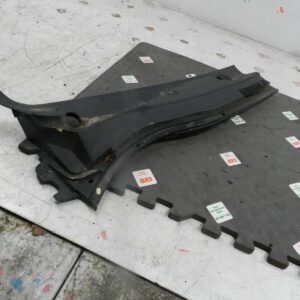 (133) 2005 TOYOTA AVENSIS. SCUTTLE PANEL DRIVER SIDE