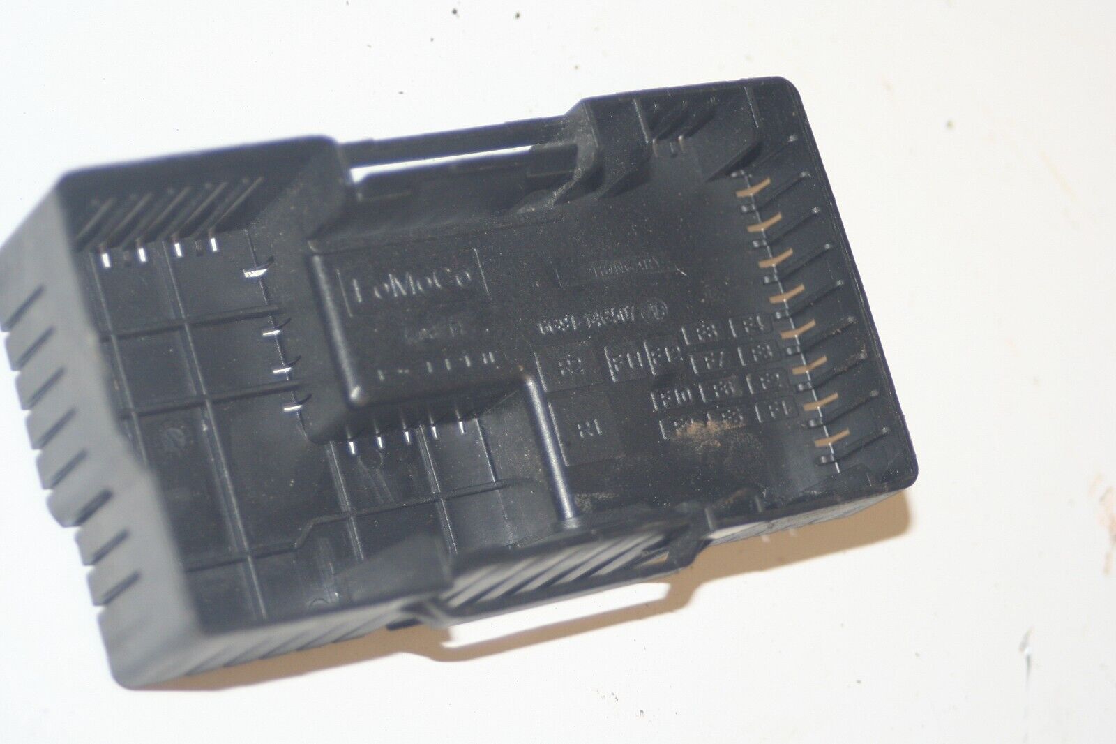 2011 FORD S MAX TITANIUM ECOBOOST. FUSE BOX BOARD LID COVER - Image 4