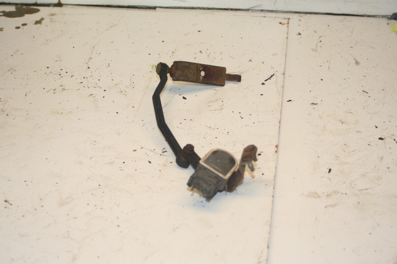 2011 FORD S MAX TITANIUM ECOBOOST. HEIGHT SENSOR