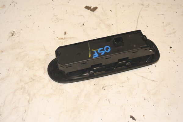 2011 FORD S MAX TITANIUM ECOBOOST. DRIVER SIDE WINDOW SWITCHES - Image 2
